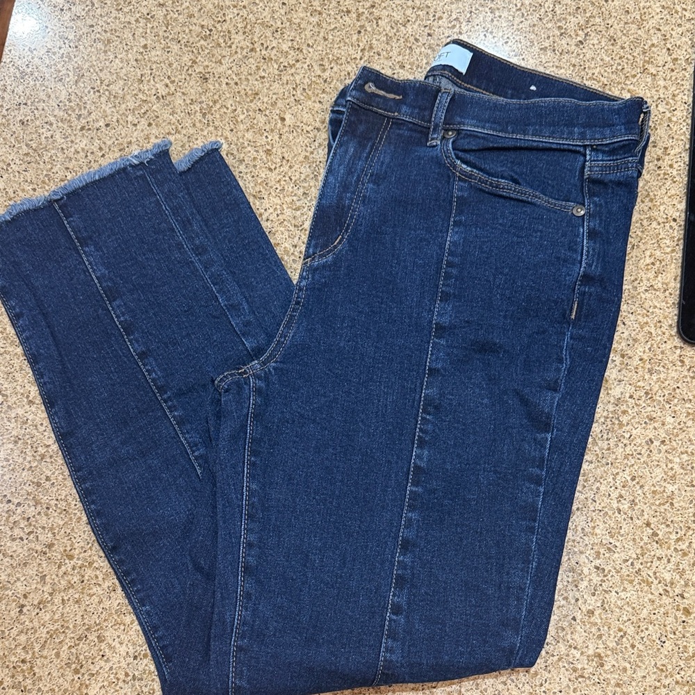 LOFT Straight Leg Ankle Length Jeans Size 10